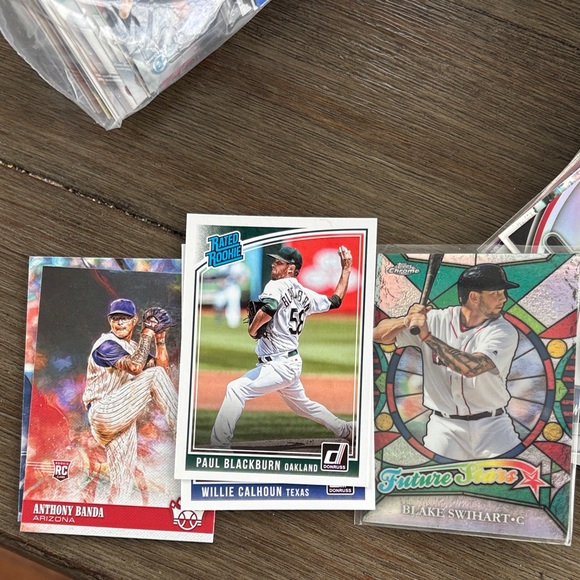 Assorted Baseball Trading Cards - Picture 5 of 16